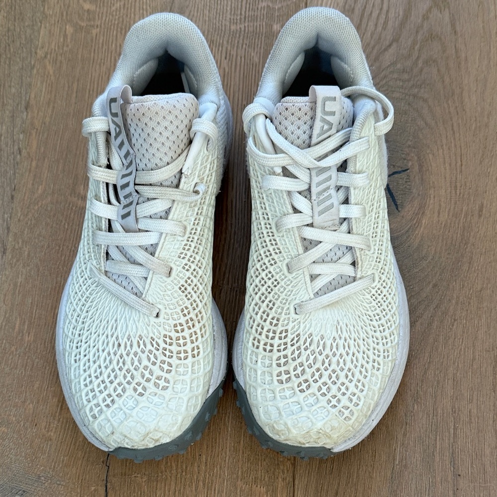 Women’s Under Armour Neutral Turf Shoes in Cream - Never Worn Outside